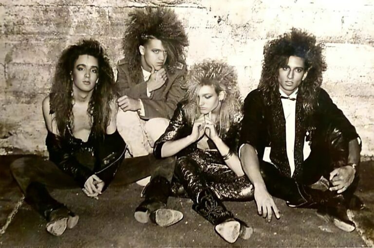 Alice_N'_Chains_1987_photo